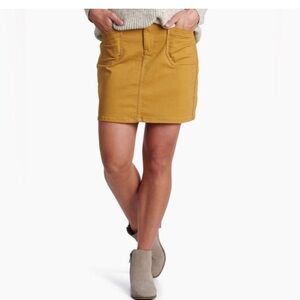 Kuhl Kontour Skirt. Mustard Yellow. Size 8